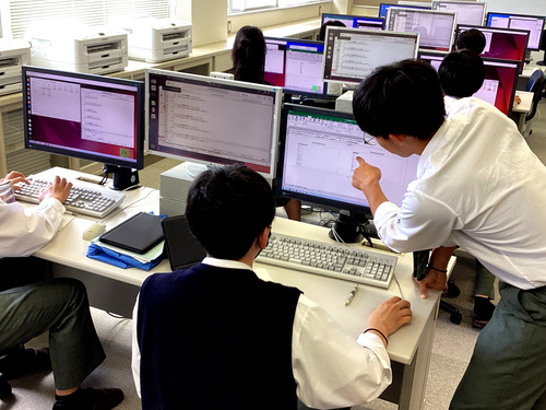 システム開発（ＩＴ企業による出前授業）